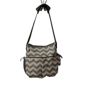 Skip Hop Diaper Bag,  Shoulder Strap, Big Pockets